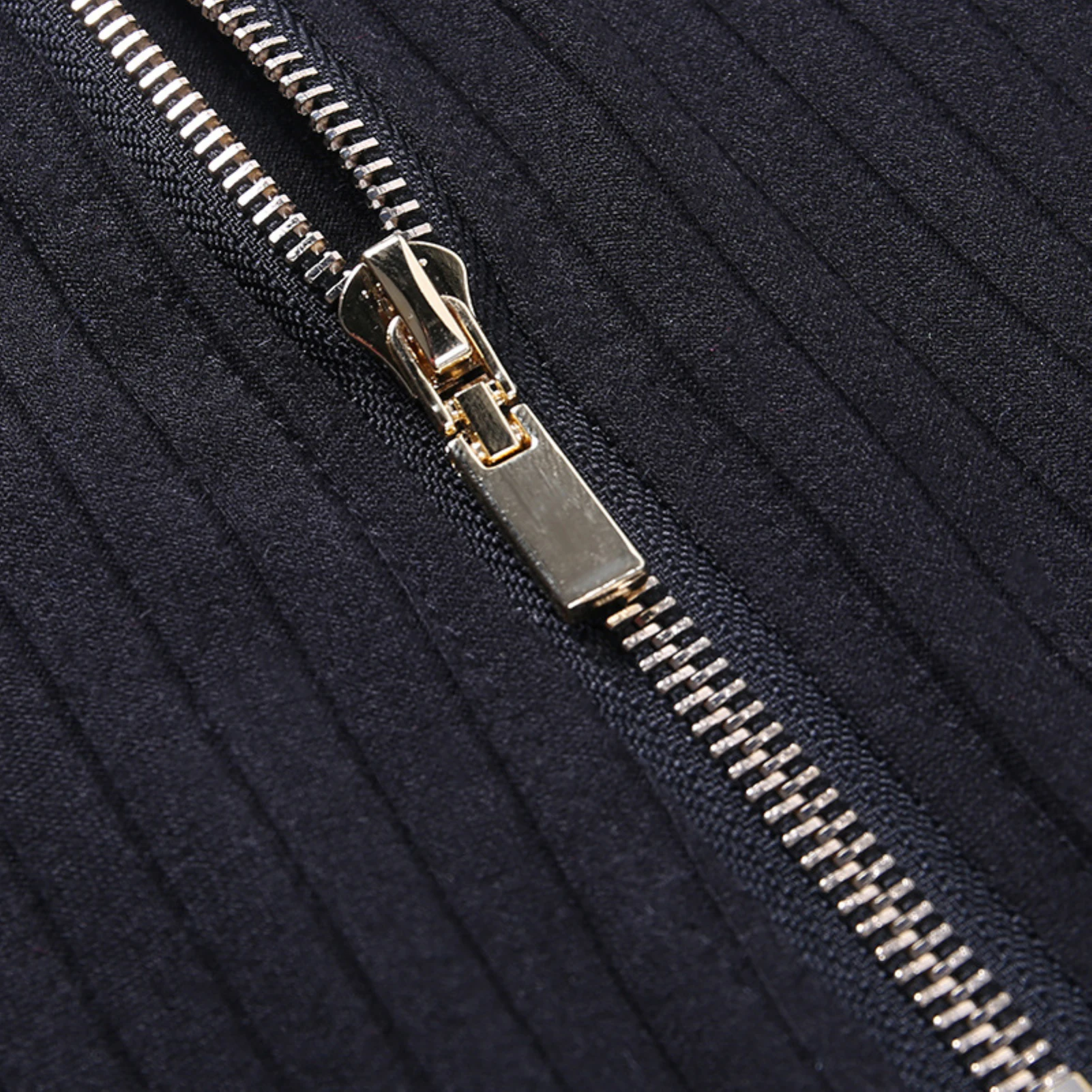 2021 Sexy Women Long Sleeve Zipper Blouse Crop Top Mini Bodycon Skirt Ribbed Outfit Women's Sets Women's Clothing Street wear
2021 Sexy Women Long Sleeve Zipper Blouse Crop Top Mini Bodycon Skirt Ribbed Outfit Women's Sets Women's Clothing Street wear