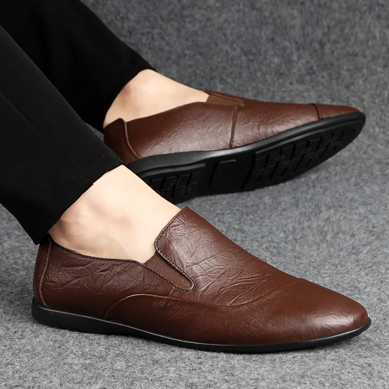 2021 Fashion Men's Shoes Casual Genuine Leather Male Loafers Classic Brown Or Black Slip On Shoe Man Flats Driving Shoes For Men
2021 Fashion Men's Shoes Casual Genuine Leather Male Loafers Classic Brown Or Black Slip On Shoe Man Flats Driving Shoes For Men