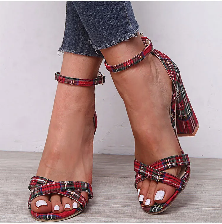 Square Heel Summer Shoes Female Colorful Heel Peep Toe Sandals Office Lady Elegant Shoes Big Size Sandals for Women 
Square Heel Summer Shoes Female Colorful Heel Peep Toe Sandals Office Lady Elegant Shoes Big Size Sandals for Women