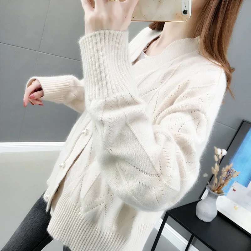 2020 Women Winter Sweater and Cardigans Harajuku Loose Warm Cardigan Women Lantern Sleeve Mohair Long Sleeve Winter Coat
2020 Women Winter Sweater and Cardigans Harajuku Loose Warm Cardigan Women Lantern Sleeve Mohair Long Sleeve Winter Coat