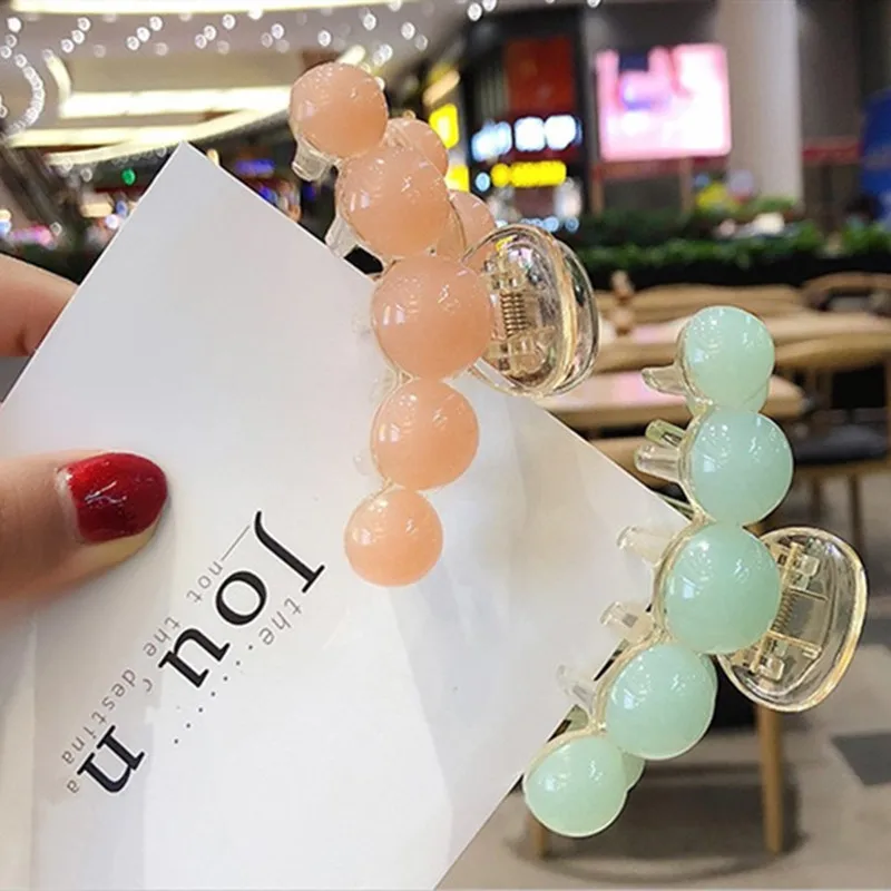 1pcs New Fashion Small Fresh Hairpin Korean Hair Accessories Overhead Clip Hairpin Jelly Color Small Grip Clip Paw Bangs Clip
1pcs New Fashion Small Fresh Hairpin Korean Hair Accessories Overhead Clip Hairpin Jelly Color Small Grip Clip Paw Bangs Clip