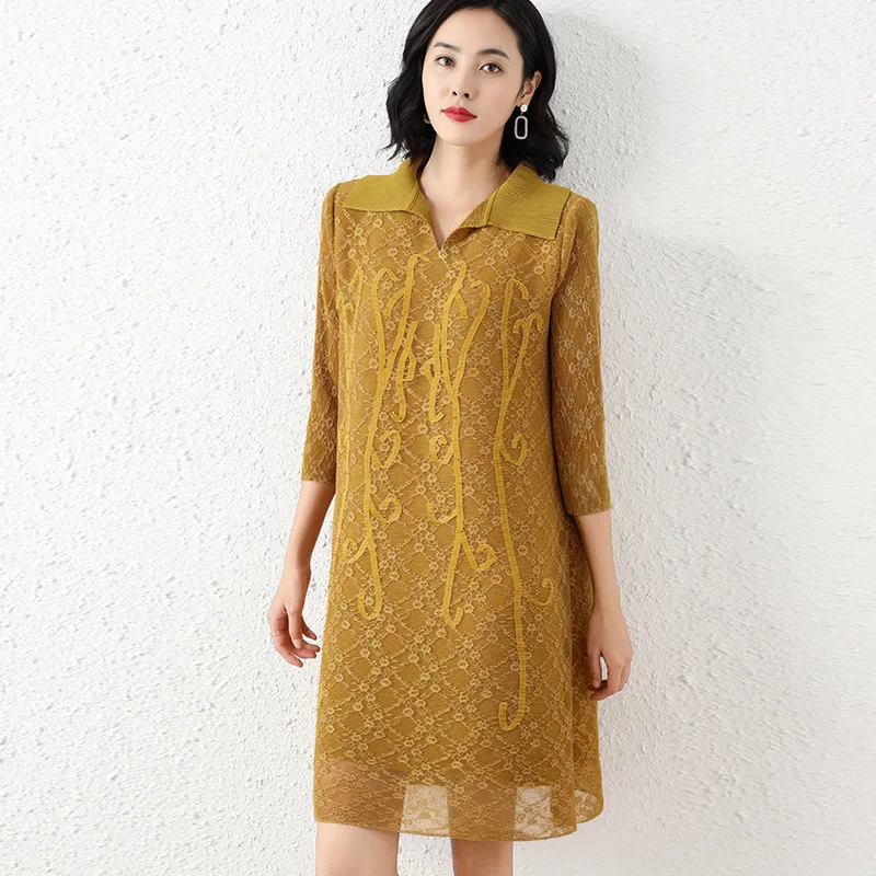 Женское платье на весну и осень, новинка, свободная эластичная плиссированная одежда с отложным воротником и рукавами три четверти для женщ... 
Женское платье на весну и осень, новинка, свободная эластичная плиссированная одежда с отложным воротником и рукавами три четверти для женщ...