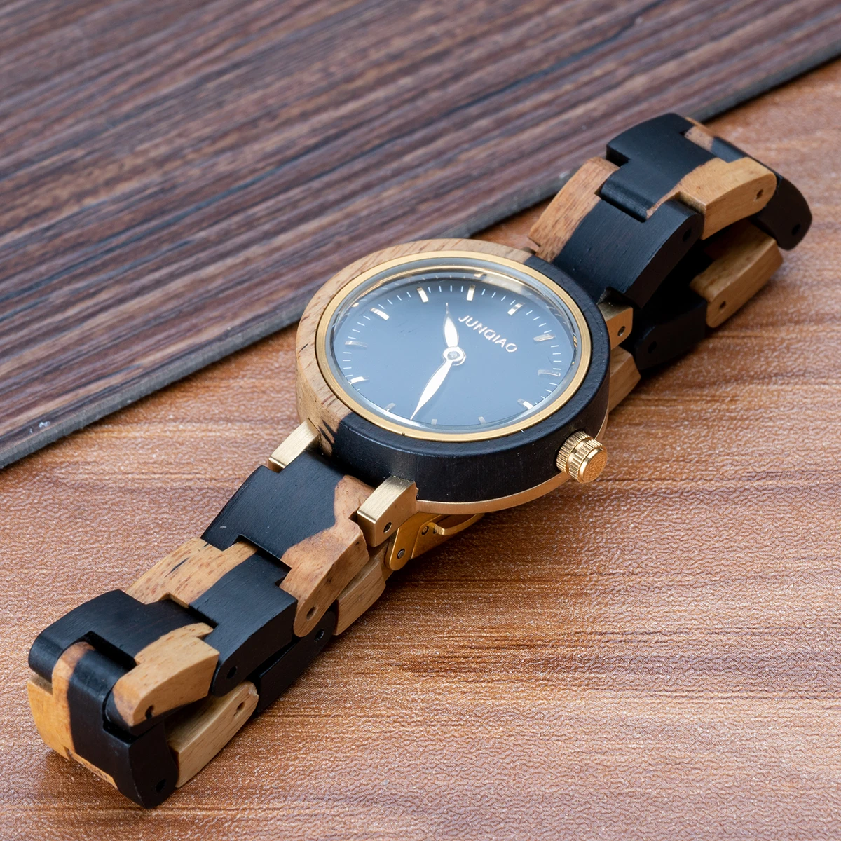 2020 Vintage Sandalwood Watches Fashion Women Quartz Watch Men Wristwatches Ladies Men Sport Casual Watch Gift Good-Looking
2020 Vintage Sandalwood Watches Fashion Women Quartz Watch Men Wristwatches Ladies Men Sport Casual Watch Gift Good-Looking