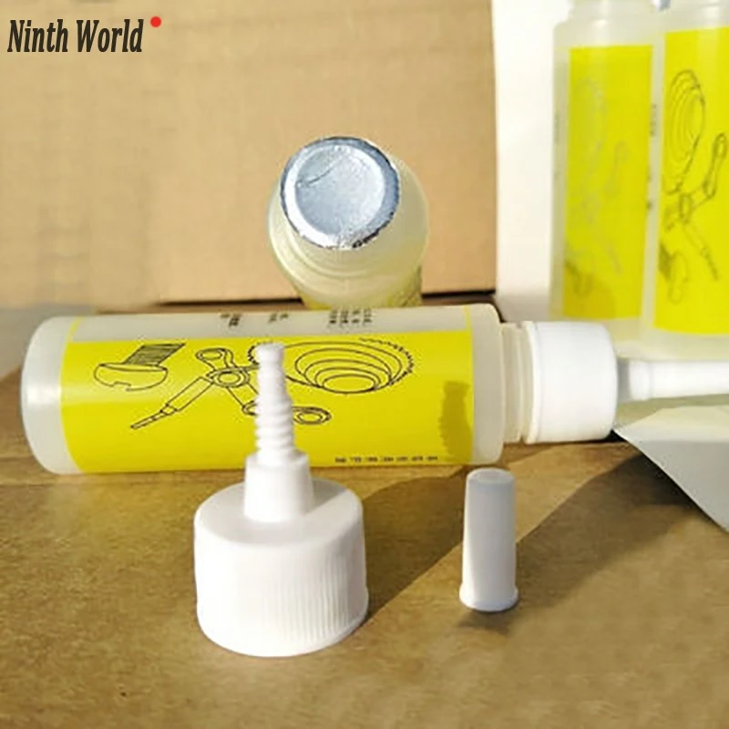 50ml Bike Gear Lubrication Maintenance Oil Mountain Bike Chain Repair Grease Lube Cleaner Lubricant Bicycle Accessories
50ml Bike Gear Lubrication Maintenance Oil Mountain Bike Chain Repair Grease Lube Cleaner Lubricant Bicycle Accessories