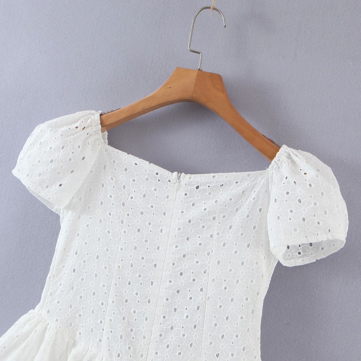 JCKILIG 2021 Square Neck Bubble Sleeve Hollow Out Dress Pants L9660
JCKILIG 2021 Square Neck Bubble Sleeve Hollow Out Dress Pants L9660