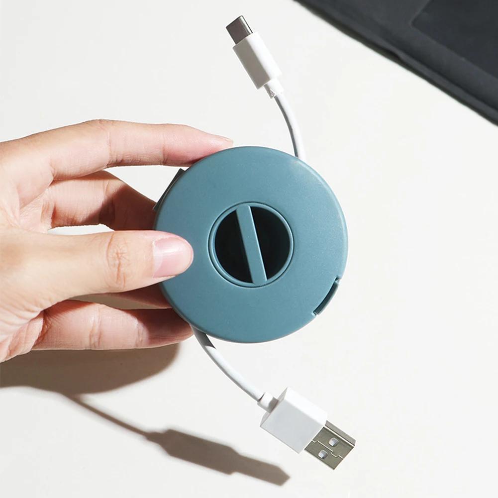 Portable Round Phone Charging Cable Storage Box Rotatable Organizer Case USB Cable Case Storage Box Earphone Accessories
Portable Round Phone Charging Cable Storage Box Rotatable Organizer Case USB Cable Case Storage Box Earphone Accessories