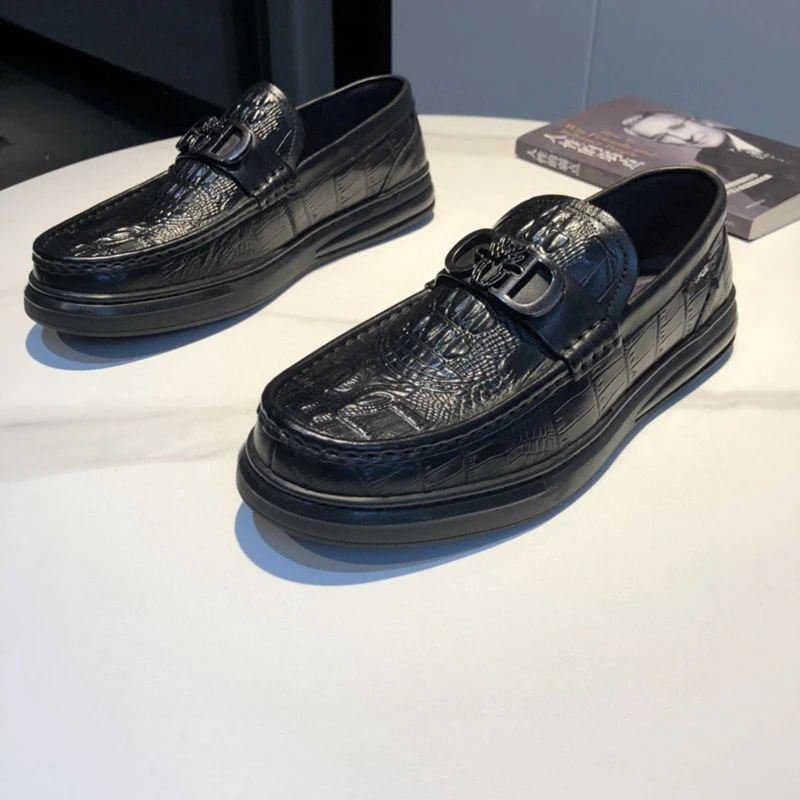 2022 Winter New Peas Shoes Men's Trend Soft Bottom Top Layer Cowhide Round Toe Business Formal Wear Casual Shoes
2022 Winter New Peas Shoes Men's Trend Soft Bottom Top Layer Cowhide Round Toe Business Formal Wear Casual Shoes