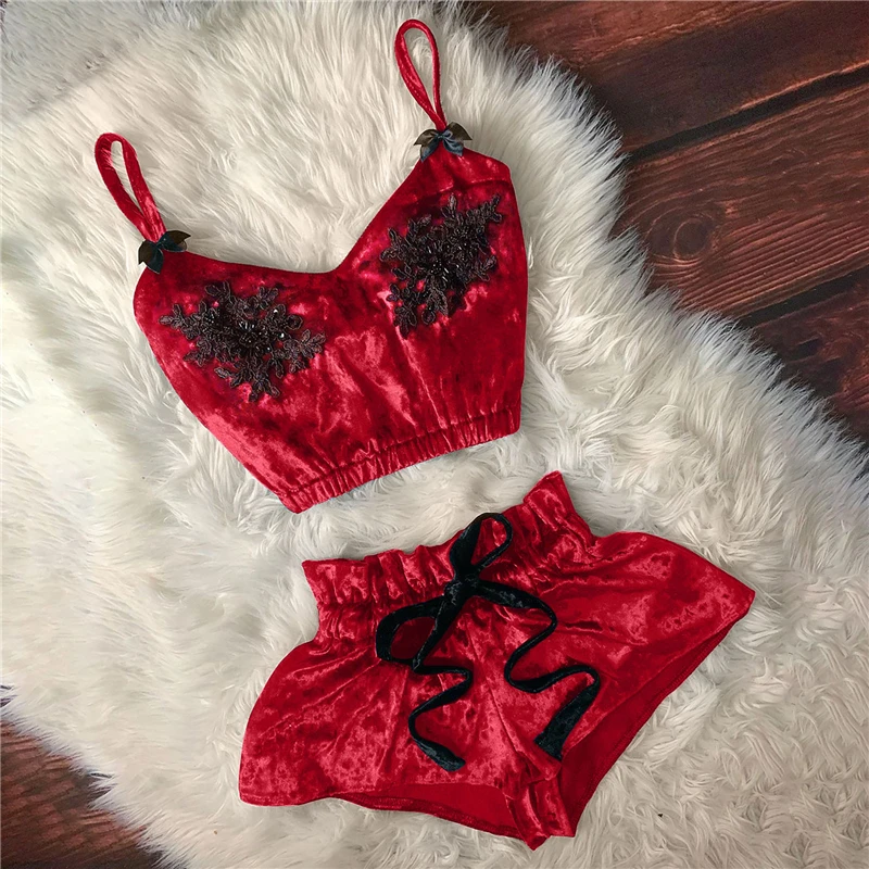 Women Sexy Lace Sling Sleepwear Pajamas Set Ladies Backless Fashion Red Lingerie Temptation Underwear
Women Sexy Lace Sling Sleepwear Pajamas Set Ladies Backless Fashion Red Lingerie Temptation Underwear