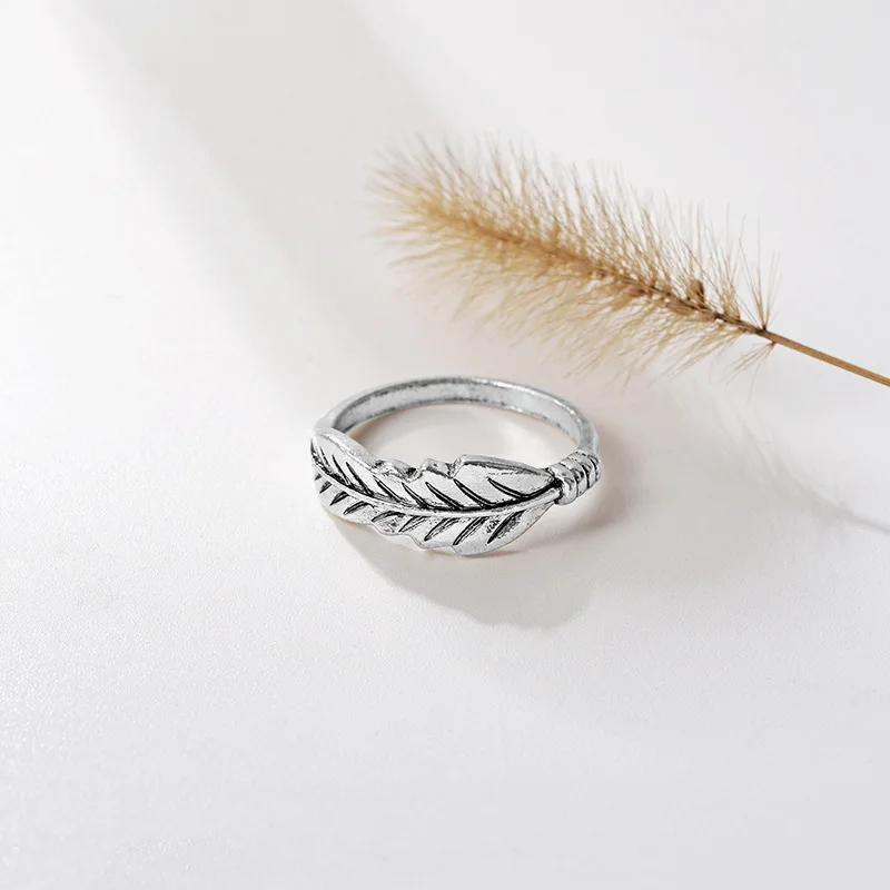 S925 Cute Feather Leaf Rings Authentic Leaf Green Finger Ring Women Party Elegant Accessories Gifts for Friends Fashion Jewelry
S925 Cute Feather Leaf Rings Authentic Leaf Green Finger Ring Women Party Elegant Accessories Gifts for Friends Fashion Jewelry