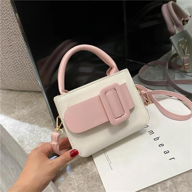 YOLE Women's bag 2020 new Japan and South Korea ins niche design cream contrast color handbag small square bag versatile messeng
YOLE Women's bag 2020 new Japan and South Korea ins niche design cream contrast color handbag small square bag versatile messeng