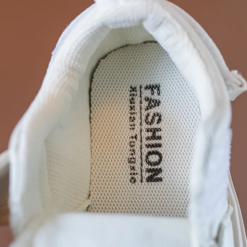 Spring Children's Casual Shoes Baby Soft Bottom Breathable Mesh Sports Shoes 1-3 Years Old Children's Shoes
Spring Children's Casual Shoes Baby Soft Bottom Breathable Mesh Sports Shoes 1-3 Years Old Children's Shoes