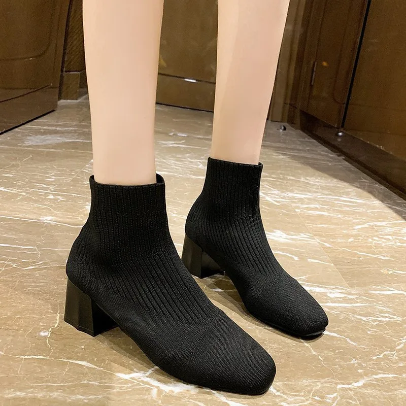 Korean Fashion Square Toe Sock Boots Women's Ankle Thick-heeled Martin Boots 2021 Middle-heeled Knitted Short Boots for Women
Korean Fashion Square Toe Sock Boots Women's Ankle Thick-heeled Martin Boots 2021 Middle-heeled Knitted Short Boots for Women