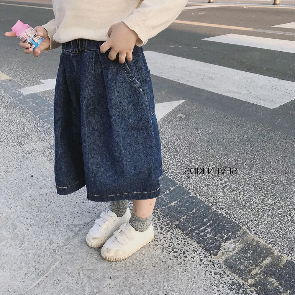 Girls pants loose denim wide-legged pants 2020 autumn clothes new children's clothing girls leggings
Girls pants loose denim wide-legged pants 2020 autumn clothes new children's clothing girls leggings