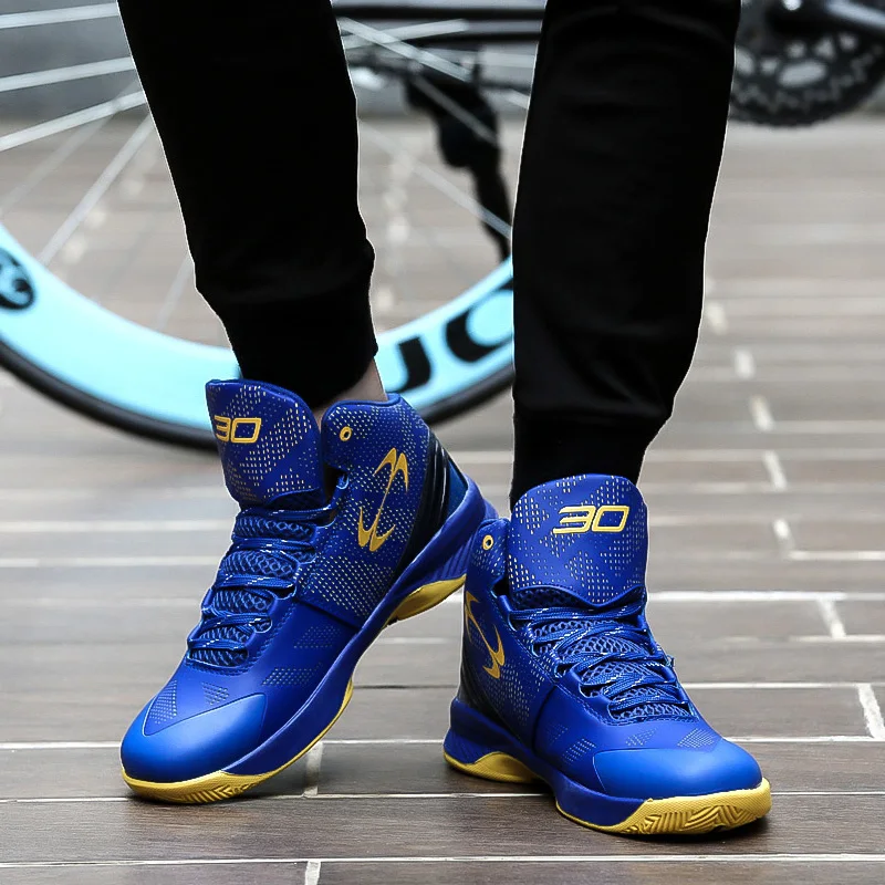 Man High-top Basketball Shoes Men Cushioning Light Basketball Sneakers Couple Anti-skid Breathable Lace Outdoor Sports Men Shoes 
Man High-top Basketball Shoes Men Cushioning Light Basketball Sneakers Couple Anti-skid Breathable Lace Outdoor Sports Men Shoes