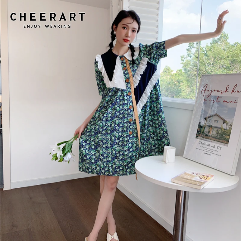 Дизайнерское летнее платье CHEERART в стиле пэчворк с пышными рукавами и оборками 2021 Цветочное платье с коротким рукавом и пуговицами на воротн...
Дизайнерское летнее платье CHEERART в стиле пэчворк с пышными рукавами и оборками 2021 Цветочное платье с коротким рукавом и пуговицами на воротн...