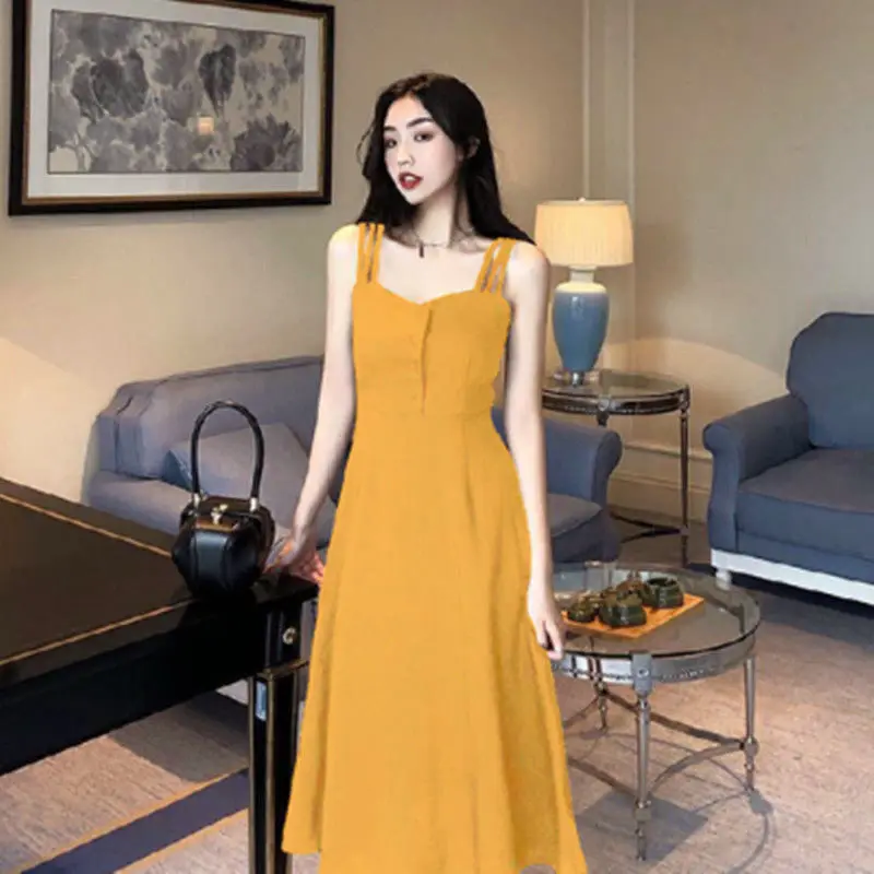 2021 New Sexy Women Backless Dresses Maxi Sling Black White Dress Female Summer 2021 Sleeveless Long Women Dresses Robe Femme
2021 New Sexy Women Backless Dresses Maxi Sling Black White Dress Female Summer 2021 Sleeveless Long Women Dresses Robe Femme