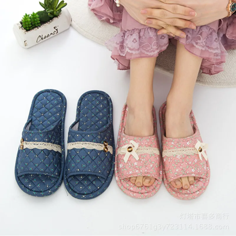 Women's Cozy Slipper House Shoes Cotton Fabric Indoor Outdoor Slippers Open Toe Non-Slip Shoes Slides Soft Flip Flops Women
Women's Cozy Slipper House Shoes Cotton Fabric Indoor Outdoor Slippers Open Toe Non-Slip Shoes Slides Soft Flip Flops Women
