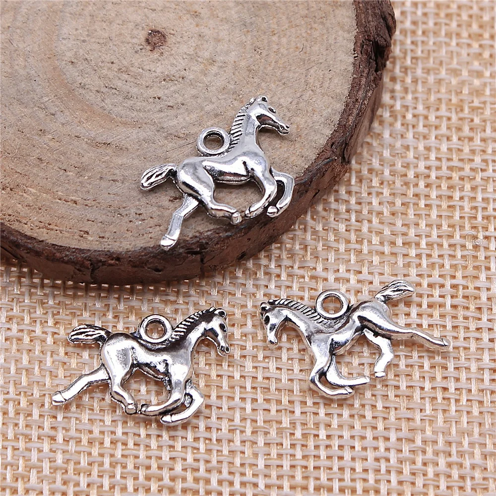 50pcs 18x13mm antique silver Galloping horse galloping horse charms diy retro jewelry fit Earring keychain hair card pendant
50pcs 18x13mm antique silver Galloping horse galloping horse charms diy retro jewelry fit Earring keychain hair card pendant