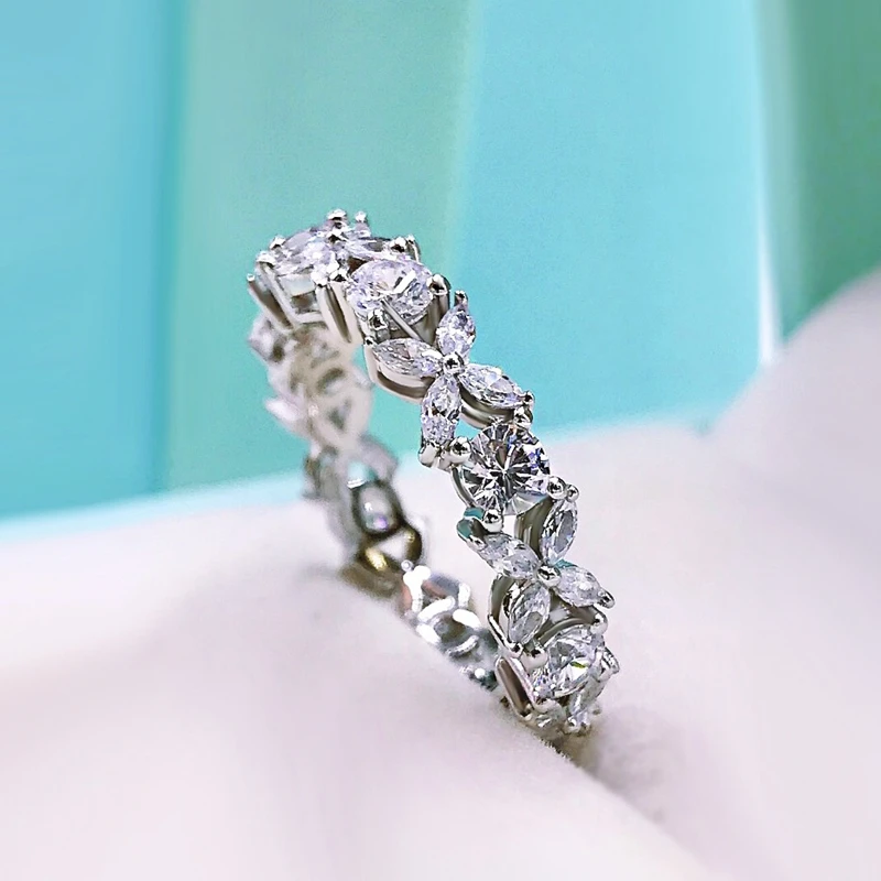 Luxury 100% 925 Sterling Silver Rings Created Moissanite Gemstone Wedding Band Creative Full Diamond Ring For Women Fine Jewelry
Luxury 100% 925 Sterling Silver Rings Created Moissanite Gemstone Wedding Band Creative Full Diamond Ring For Women Fine Jewelry