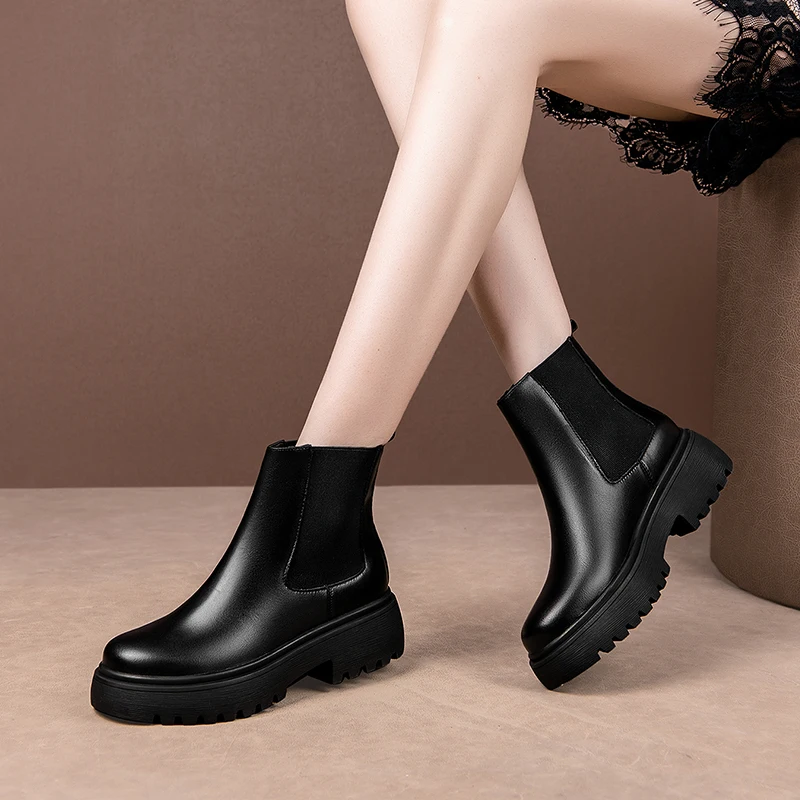 Cow leather Ankle Boots For Women Autumn Winter Round Toe Thick med Heels platform Shoes Woman Elastic Band Party Casual Boots
Cow leather Ankle Boots For Women Autumn Winter Round Toe Thick med Heels platform Shoes Woman Elastic Band Party Casual Boots