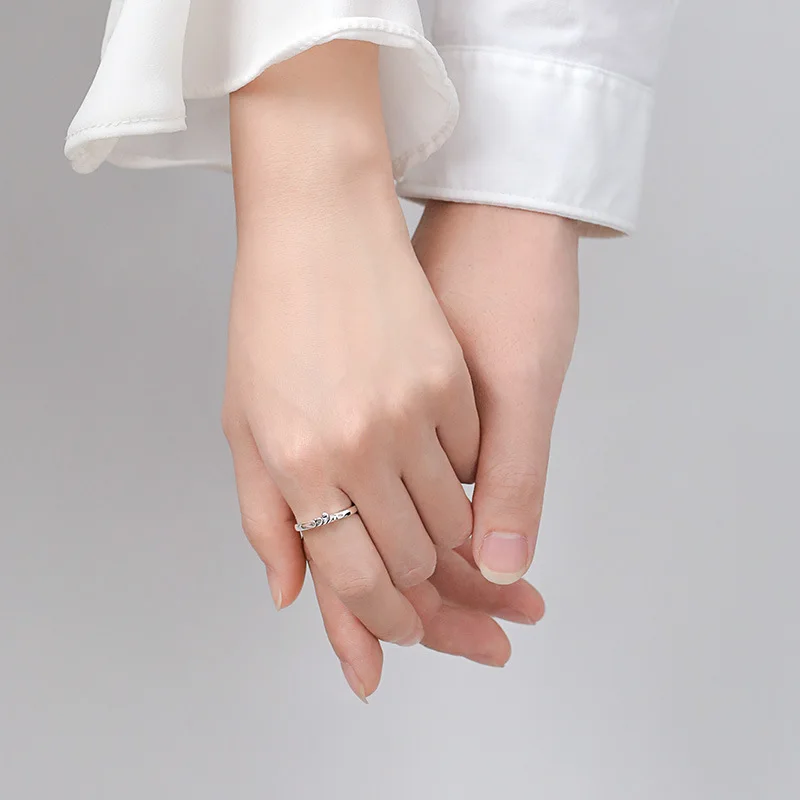 Fashion Simple Opening Mountain Minimalist Silver Color Sun Moon Adjustable Ring for Men Women Couple Engagement Wedding Jewelry
Fashion Simple Opening Mountain Minimalist Silver Color Sun Moon Adjustable Ring for Men Women Couple Engagement Wedding Jewelry