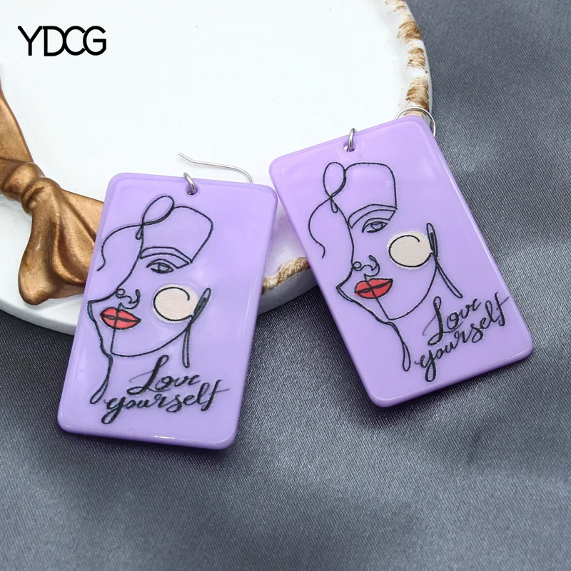 YDCG 2021 New Trendy Punk Human Face Acrylic Drop Earrings For Women Girls Retro Abstract Fashion Dangle Earring Jewelry Gift
YDCG 2021 New Trendy Punk Human Face Acrylic Drop Earrings For Women Girls Retro Abstract Fashion Dangle Earring Jewelry Gift