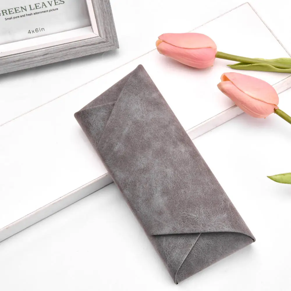 New Fashion PU Leather Cover Sunglasses Case for Women Men Glasses Portable Soft Glasses Pouch Bag Accessories Glasses Box 6.5cm
New Fashion PU Leather Cover Sunglasses Case for Women Men Glasses Portable Soft Glasses Pouch Bag Accessories Glasses Box 6.5cm