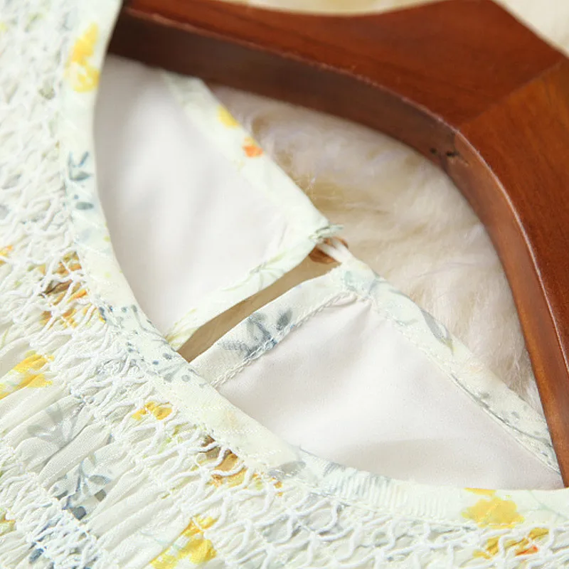 New Fashion Designer Puff Sleeve Floral Print Midi Summer Dresses for Women 2021 Lady Elastic Waist Casual Chiffon Vacation Robe
New Fashion Designer Puff Sleeve Floral Print Midi Summer Dresses for Women 2021 Lady Elastic Waist Casual Chiffon Vacation Robe