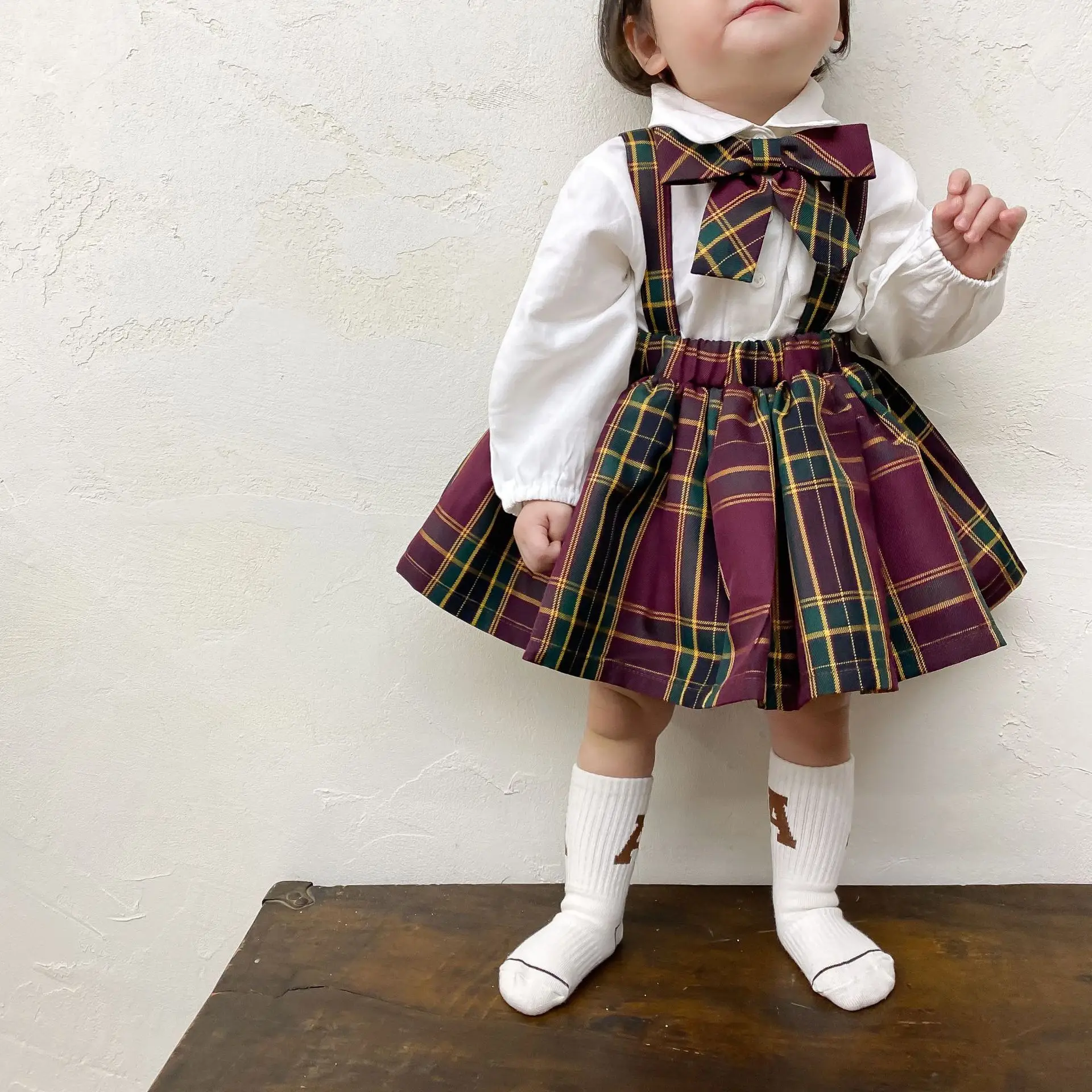Girls' suit JK plaid dress baby 2021 spring and autumn children's dress bow dress baby children's clothes
Girls' suit JK plaid dress baby 2021 spring and autumn children's dress bow dress baby children's clothes