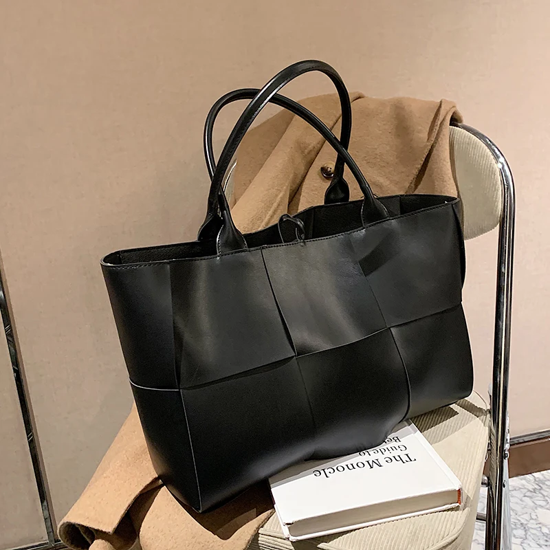 Luxury Brand Large Weave Tote bag 2021 Fashion New High-quality PU Leather Women's Designer Handbag High capacity Shoulder Bags
Luxury Brand Large Weave Tote bag 2021 Fashion New High-quality PU Leather Women's Designer Handbag High capacity Shoulder Bags