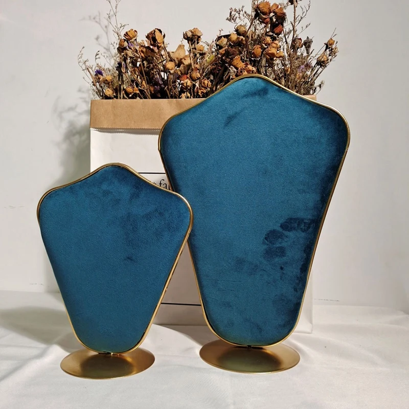AB Two Sides a Side Pink B Side Blue Necklace Set Display Stand European Style Cotton Wool Store Display
AB Two Sides a Side Pink B Side Blue Necklace Set Display Stand European Style Cotton Wool Store Display