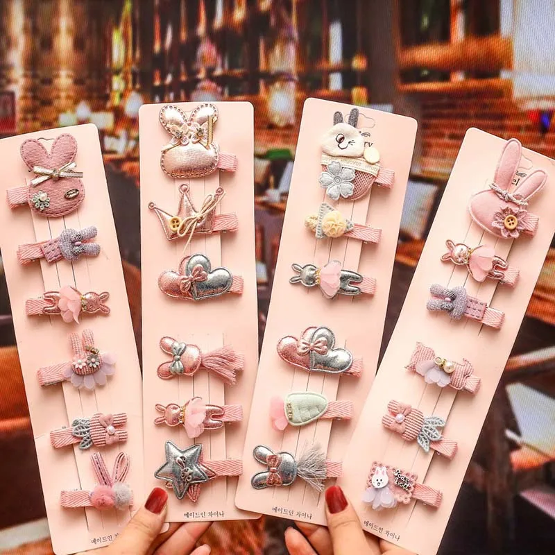6pcs/lot Cute Baby Hair Clips Lovely Korean Cartoon Mini BB Hairpins Barrettes Set For Baby Girls Kids Hairgrips Accessories
6pcs/lot Cute Baby Hair Clips Lovely Korean Cartoon Mini BB Hairpins Barrettes Set For Baby Girls Kids Hairgrips Accessories