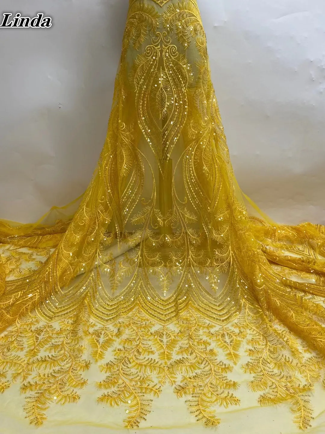 Latest French Tulle Lace Fabric 2021 High Quality Nigerian Wedding Bridal Sequin Bead Embroidery African Lace Fabric 5 Yards
Latest French Tulle Lace Fabric 2021 High Quality Nigerian Wedding Bridal Sequin Bead Embroidery African Lace Fabric 5 Yards