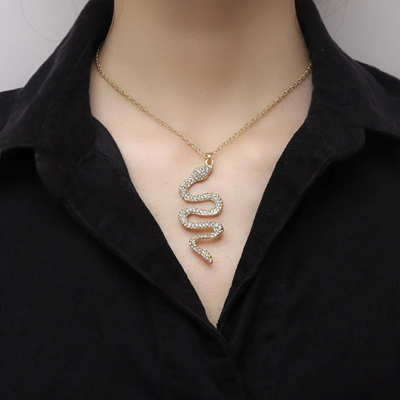 1PC 2021 New Vintage Snake Crystal Alloy Pendant Necklace For Women Exquisite Jewelry Party Gifts
1PC 2021 New Vintage Snake Crystal Alloy Pendant Necklace For Women Exquisite Jewelry Party Gifts