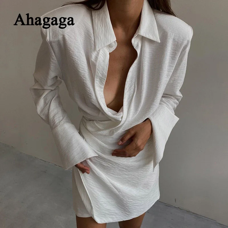 Мини-платье Ahagaga с длинным рукавом, осень 2021 
Мини-платье Ahagaga с длинным рукавом, осень 2021