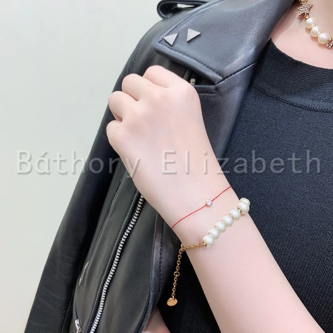 Bthory Elizabeth Trendy Jewelry Elegant Sweet Pearls Bracelet Temperament Gold Chain Bracelet For Women Party Gifts 
Bthory Elizabeth Trendy Jewelry Elegant Sweet Pearls Bracelet Temperament Gold Chain Bracelet For Women Party Gifts