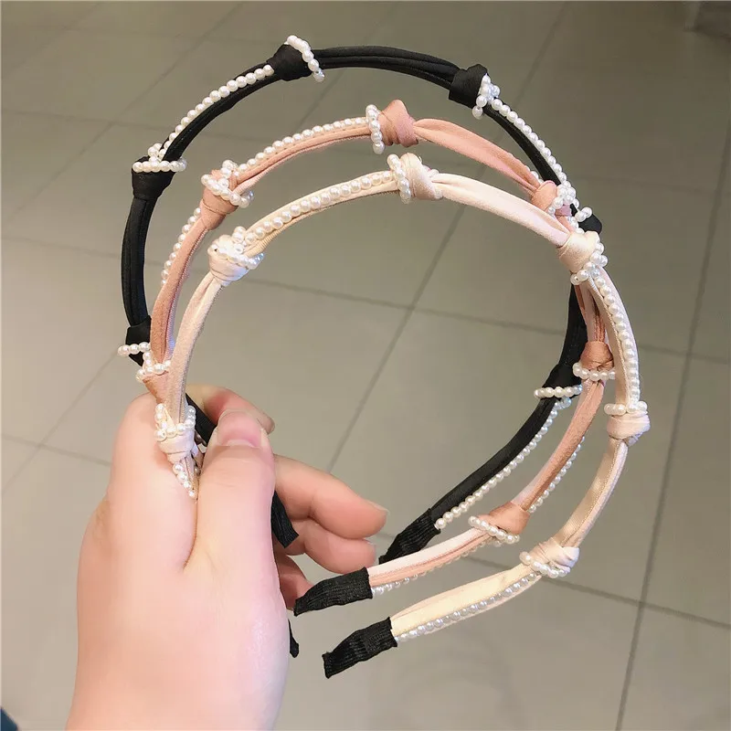 Retro Knotted Imitation Pearl Thin-edged Hairband Girl Nostalgic Face Wash Headband Headdress for Women Fashion Hair Accessories
Retro Knotted Imitation Pearl Thin-edged Hairband Girl Nostalgic Face Wash Headband Headdress for Women Fashion Hair Accessories