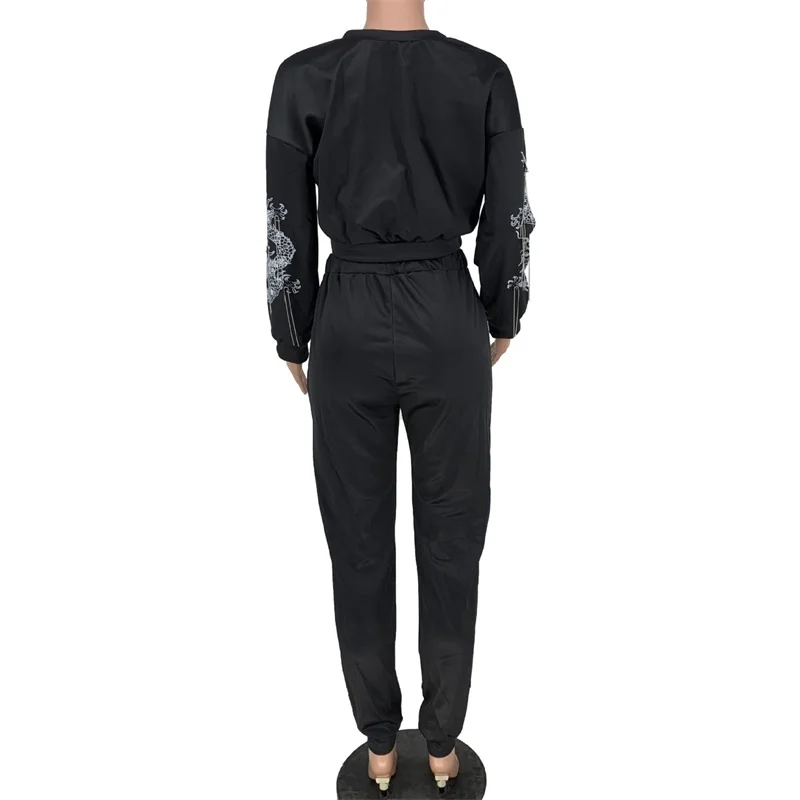 Tassel Women Tracksuits Two Pieces Set Long Sleeve Top Long Pants 2 Pieces Set Sports Suit Drangon Print Outdoor Wear 
Tassel Women Tracksuits Two Pieces Set Long Sleeve Top Long Pants 2 Pieces Set Sports Suit Drangon Print Outdoor Wear