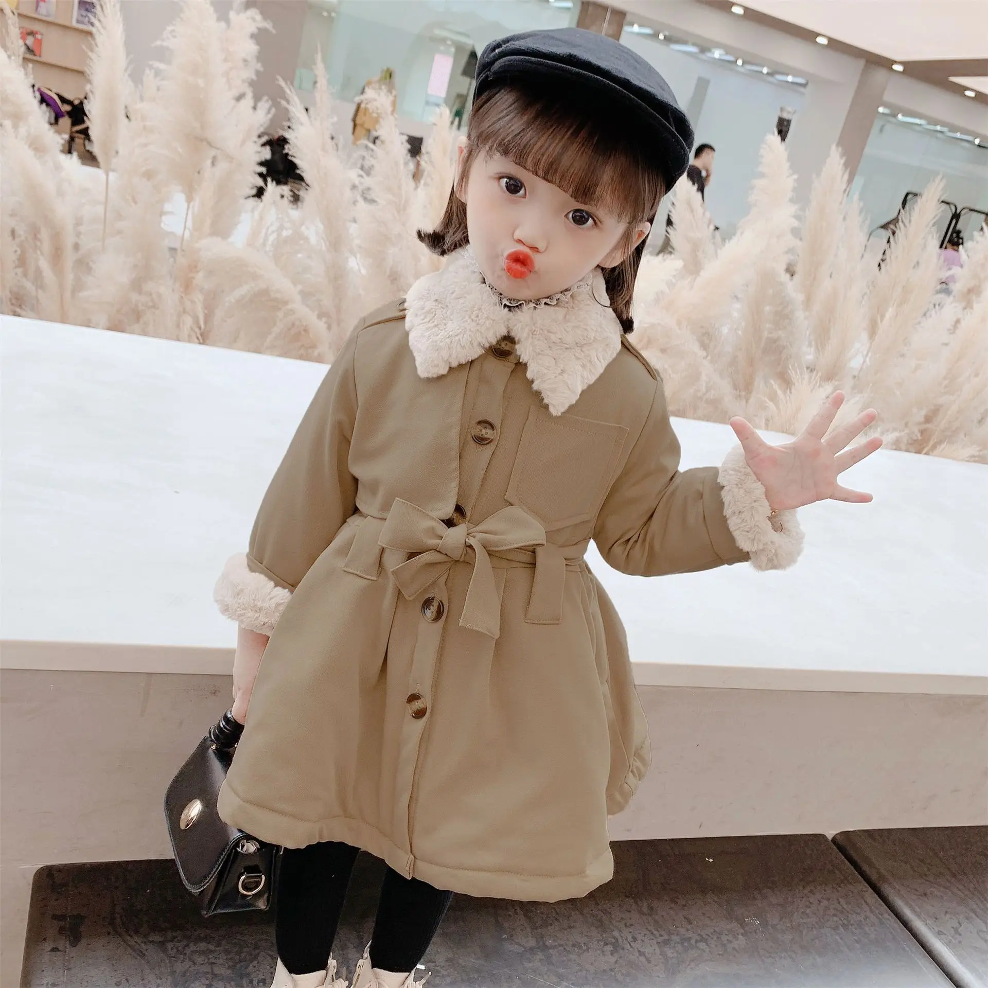 Elegant Bowknot Coat Winter Spring Warm Girls Kids Plus Velvet Toddler Teens Tops Thicken Children Outwear School High Quality
Elegant Bowknot Coat Winter Spring Warm Girls Kids Plus Velvet Toddler Teens Tops Thicken Children Outwear School High Quality