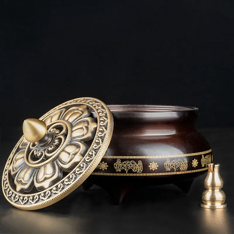 Pure copper household indoor tea room pan incense burner sandalwood stove purifies the air offers incense burner decorations
Pure copper household indoor tea room pan incense burner sandalwood stove purifies the air offers incense burner decorations