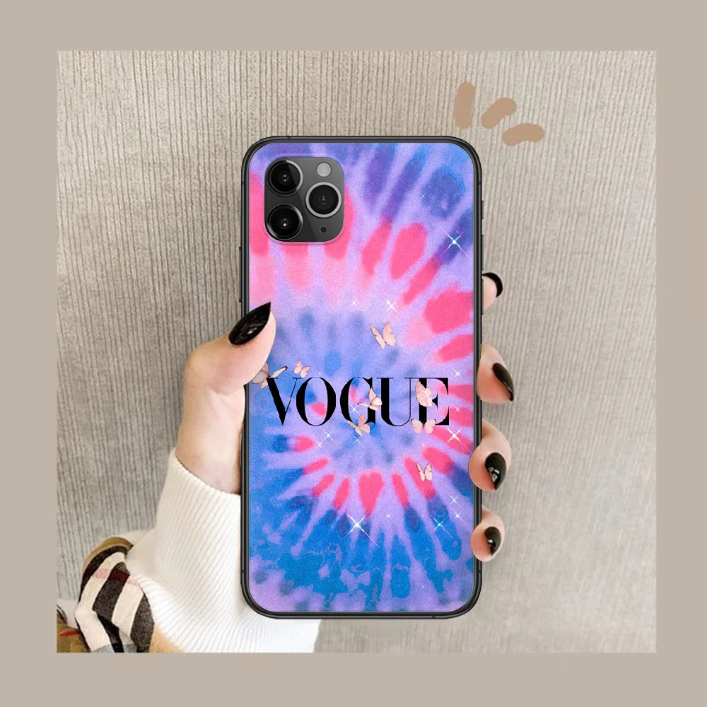 Fashion VOGUE Phone Case Cover Hull For iphone 5 5s se 2 6 6s 7 8 12 mini plus X XS XR 11 PRO MAX black Cover Painting Shell Tpu
Fashion VOGUE Phone Case Cover Hull For iphone 5 5s se 2 6 6s 7 8 12 mini plus X XS XR 11 PRO MAX black Cover Painting Shell Tpu