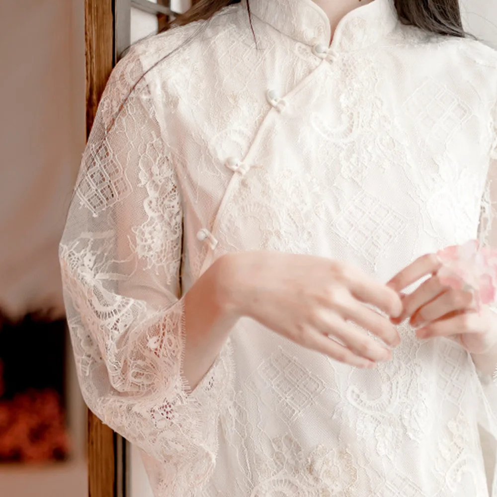 2021 new spring new lace dress women's white temperament literary improved version cheongsam slim lace
2021 new spring new lace dress women's white temperament literary improved version cheongsam slim lace