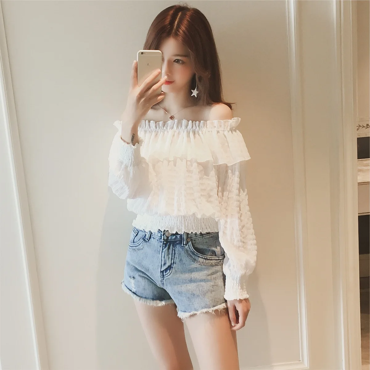 New chiffon blouse women's autumn loose one neck off shoulder sexy Ruffle super fairy short elastic waist top
New chiffon blouse women's autumn loose one neck off shoulder sexy Ruffle super fairy short elastic waist top