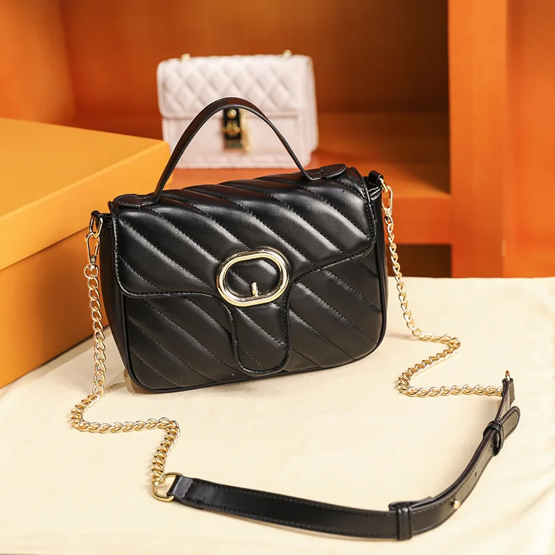 New ladies shoulder bag solid color fashion rhombus chain bag multifunctional handbag daily shopping trip messenger small bag
New ladies shoulder bag solid color fashion rhombus chain bag multifunctional handbag daily shopping trip messenger small bag