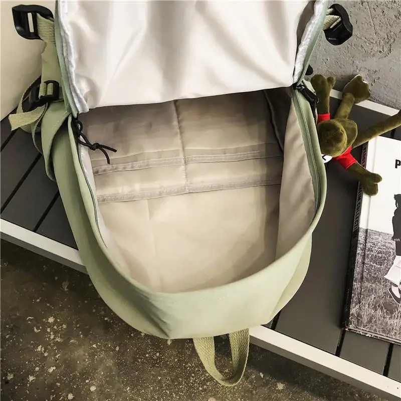 2021 Multiple pocket Waterproof nylon Women Backpack High quality Insert buckle unisex Student schoolbag Lovely Book Mochilas
2021 Multiple pocket Waterproof nylon Women Backpack High quality Insert buckle unisex Student schoolbag Lovely Book Mochilas