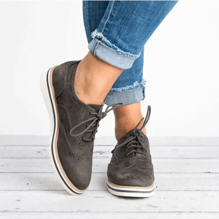 plus size women's shoes new light bubble bottom casual shoes round head lace flat shoes women
plus size women's shoes new light bubble bottom casual shoes round head lace flat shoes women