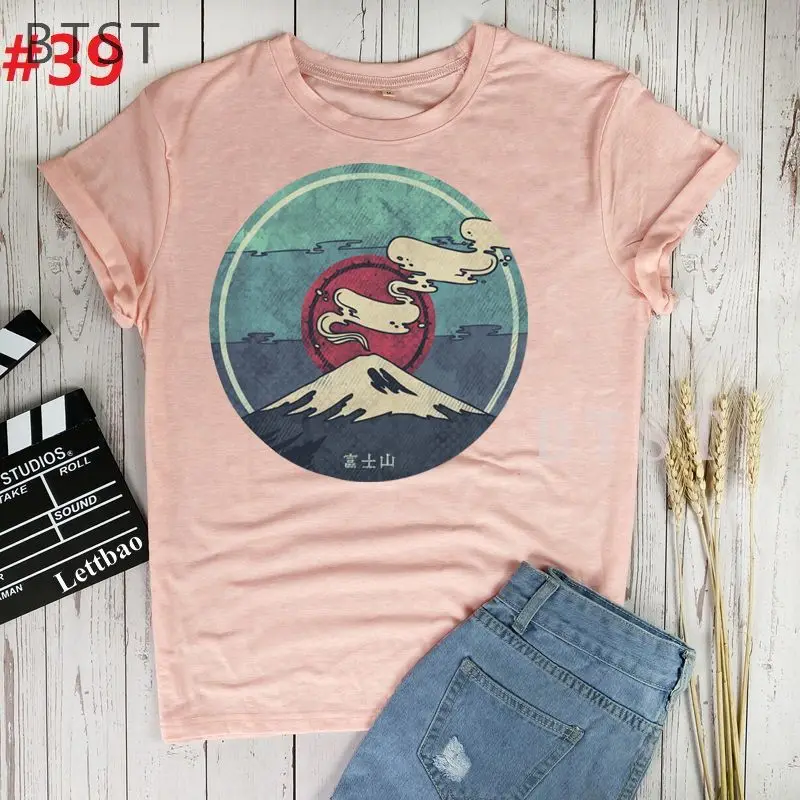 Mount Fuji Harajuku Colorful Print T-shirt Street Casual Streetwear 2021 Harajuku Casual Pullover T-shirt Female Fashion Tops
Mount Fuji Harajuku Colorful Print T-shirt Street Casual Streetwear 2021 Harajuku Casual Pullover T-shirt Female Fashion Tops
