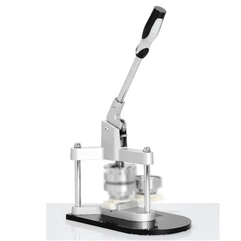 Алюминиевая пресс-машина для изготовления значков и кнопок, корпус машины может быть подобран для форм 25 мм, 32 мм, 44 мм, 58 мм, 75 мм
Алюминиевая пресс-машина для изготовления значков и кнопок, корпус машины может быть подобран для форм 25 мм, 32 мм, 44 мм, 58 мм, 75 мм