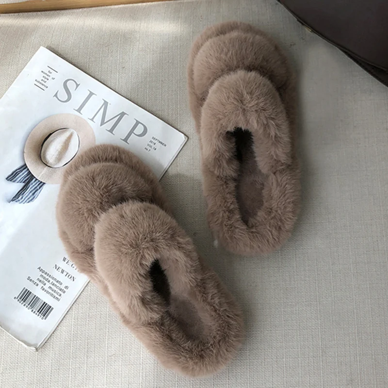 Winter House Women Fur Slippers Fashion Cross Band Warm Plush Ladies Plush Shoes Cozy Open Toe Indoor Fuzzy Slides For Girls
Winter House Women Fur Slippers Fashion Cross Band Warm Plush Ladies Plush Shoes Cozy Open Toe Indoor Fuzzy Slides For Girls
