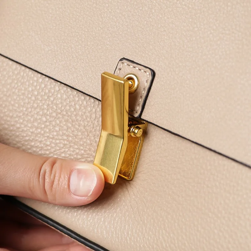 Elegant Women Geniune Leather Handbag Totes Sling Office Ladies Shoulder Bags Lock Business Work Classic Crossbody Bag White
Elegant Women Geniune Leather Handbag Totes Sling Office Ladies Shoulder Bags Lock Business Work Classic Crossbody Bag White